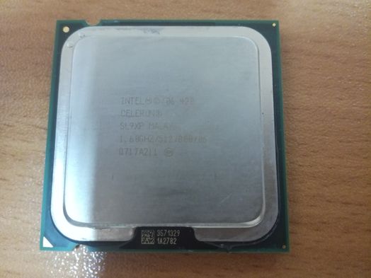 Процесор 775 soket Intel Celeron D331, D330J