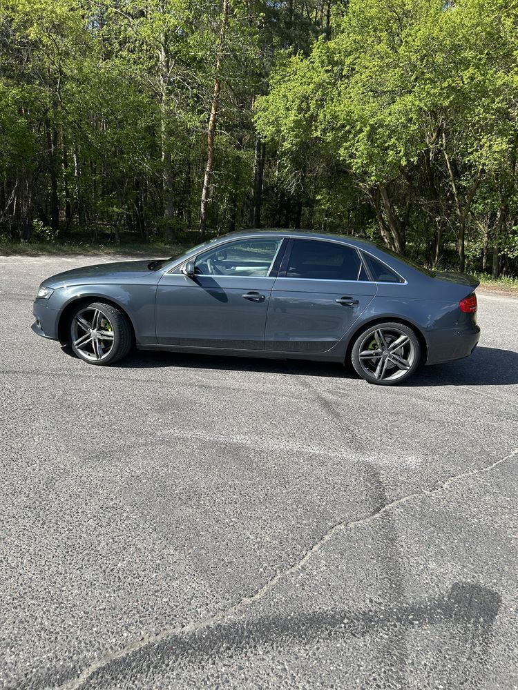 Audi a4 b8 2.0 TDI 2009r.