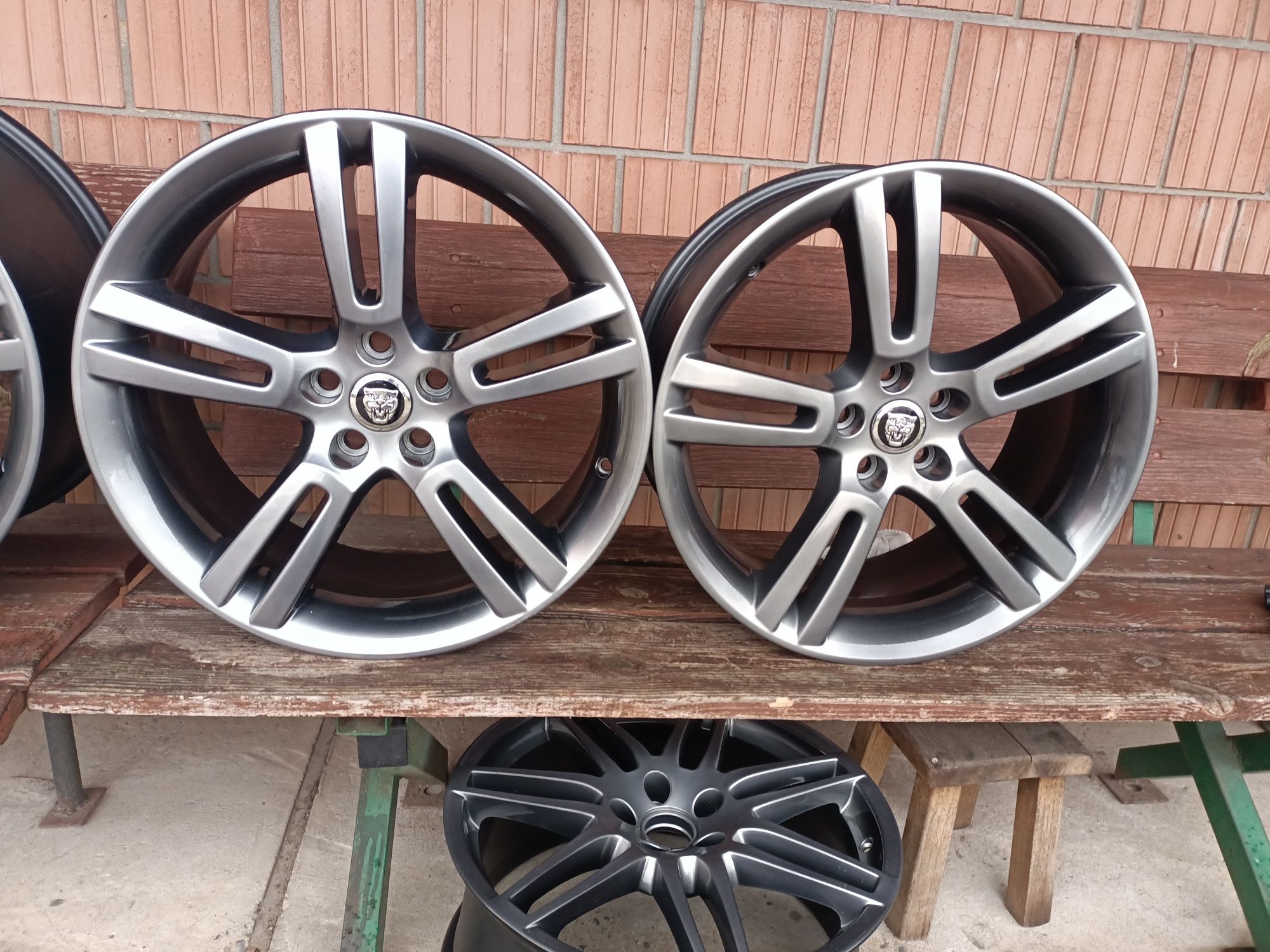 Felgi 5x108 R19 Jaguar