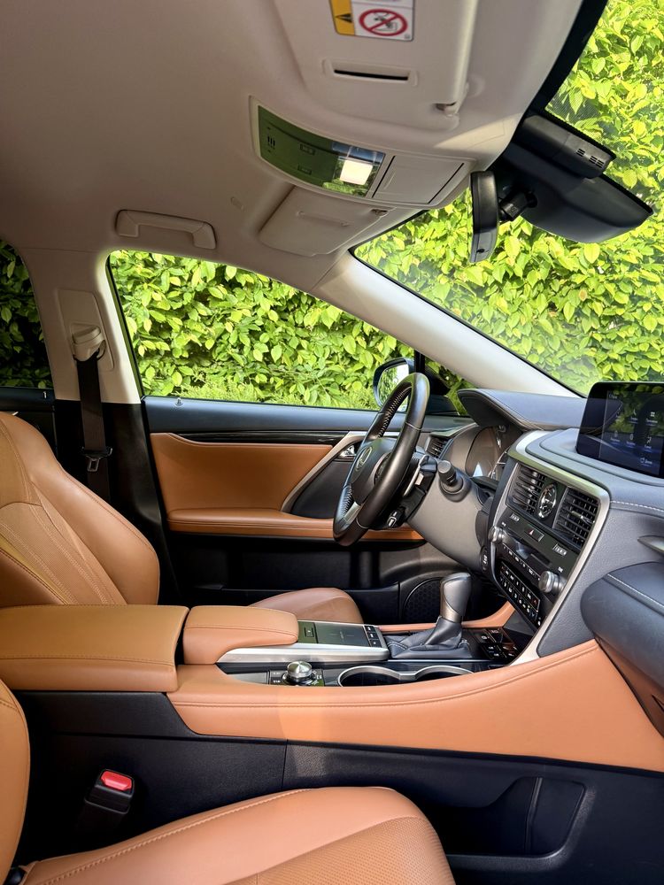 Продам офіційний Lexus Rx300 рестайлінг