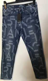 Jeansy Armani Exchange super skinny Capri,  logowane, 28