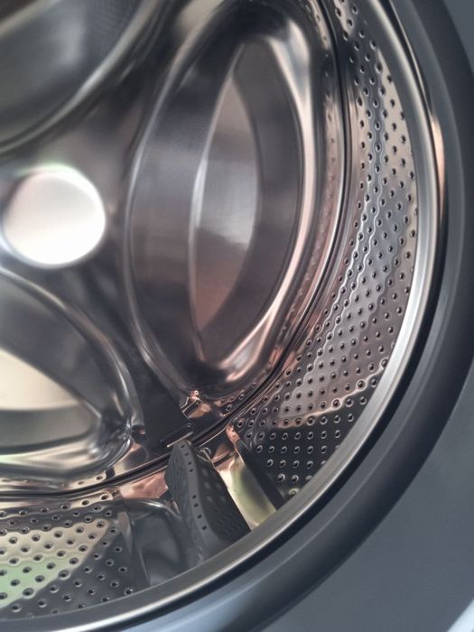 Продам новую стиральную машинку на 6 кг.