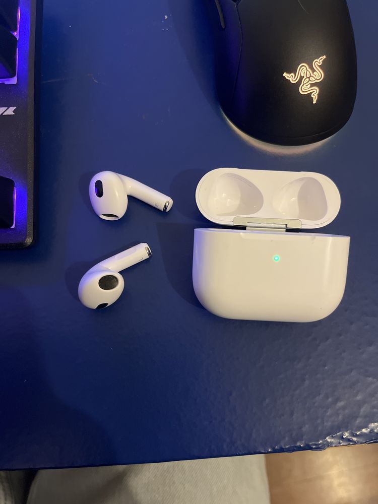 AirPods 3 MagSafe