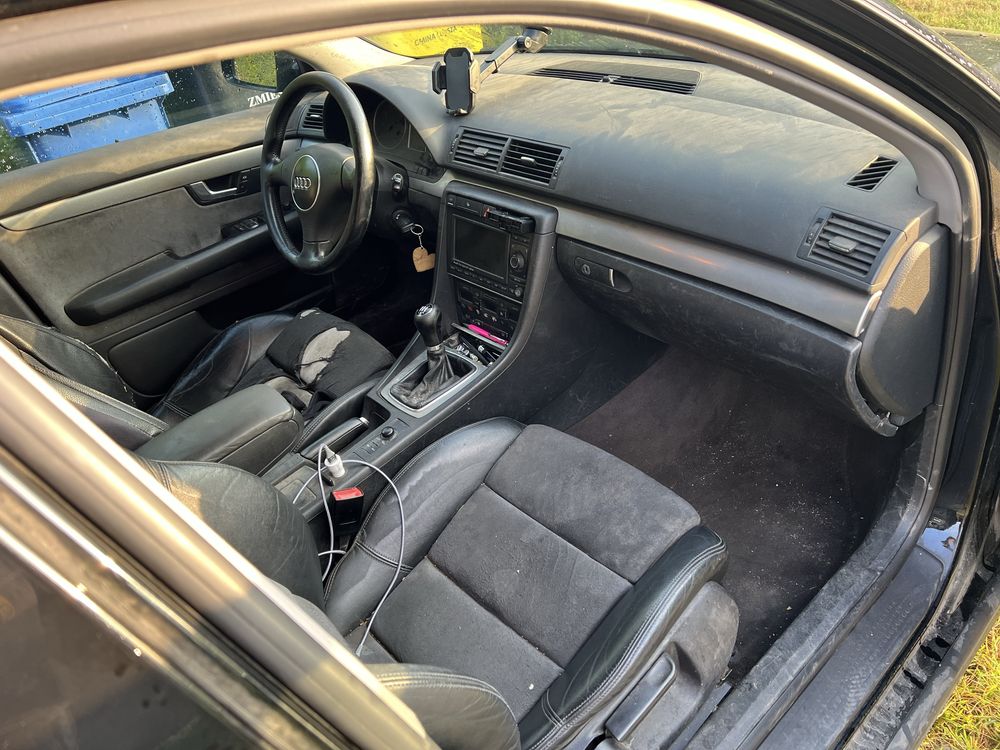 Audi a4b6 2.4 v6