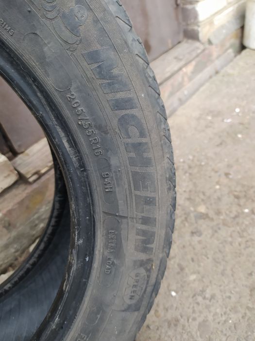 Шини зимові  205/55/16