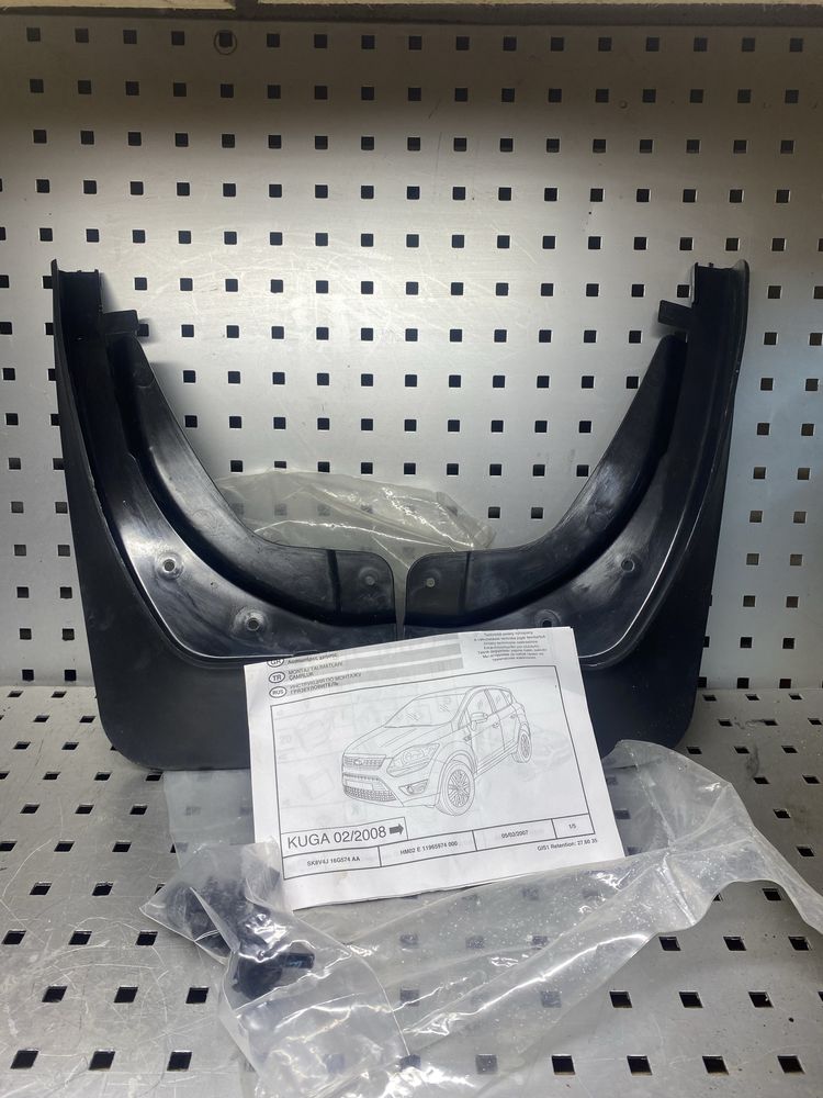 Бризковики передні для Ford Kuga 1 FORD Focus 2 Ford Fiesta