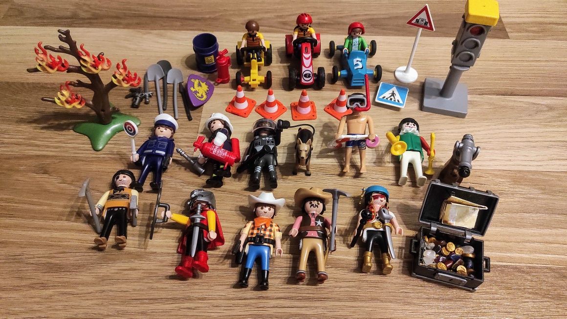 Playmobil zestaw policjant, strażak, pirat, kowboj,  rycerz , autka