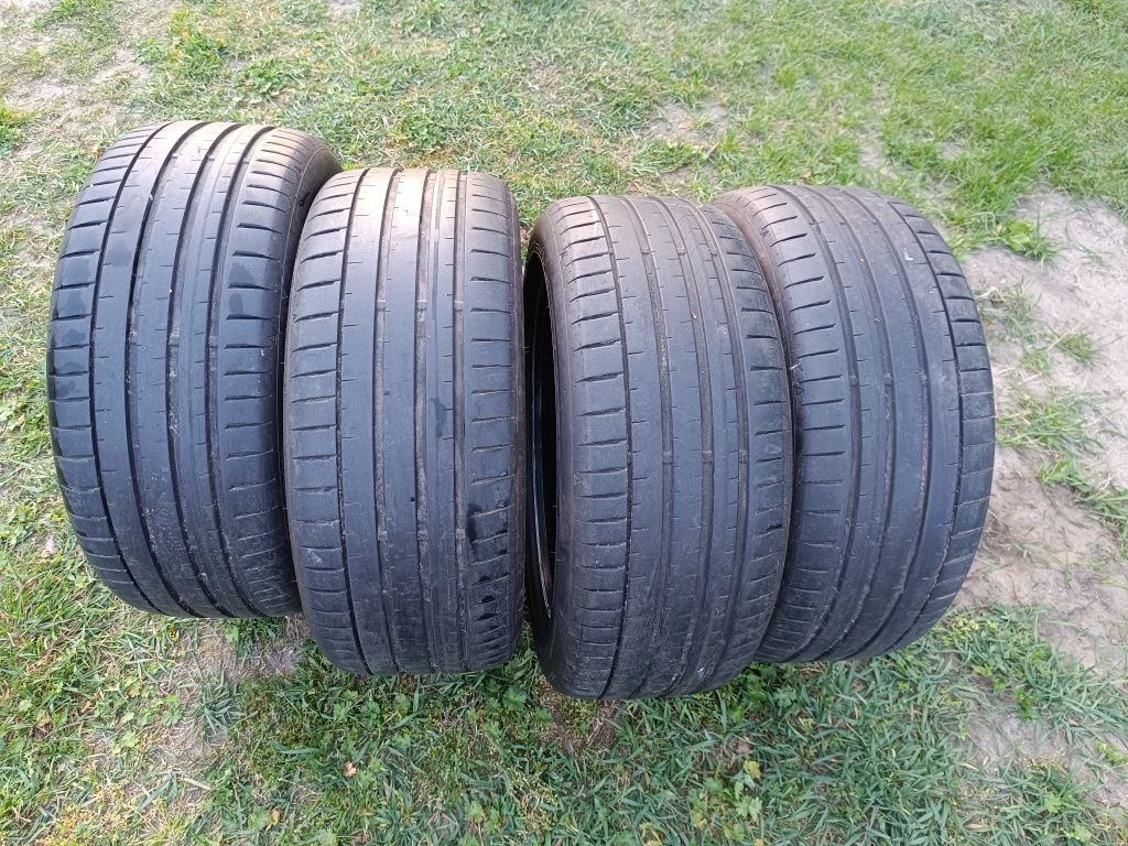 Opony Falken 225/45/R17  5221R