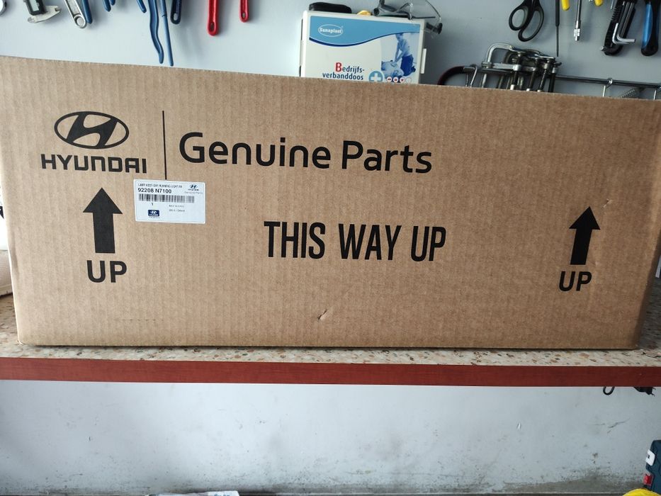 Lampa przednia LED Hyundai Tucson