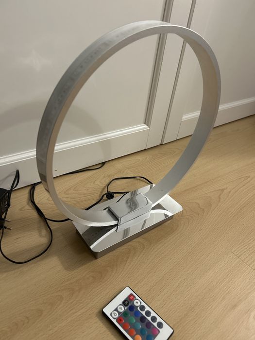 Lampka nocka na pilota