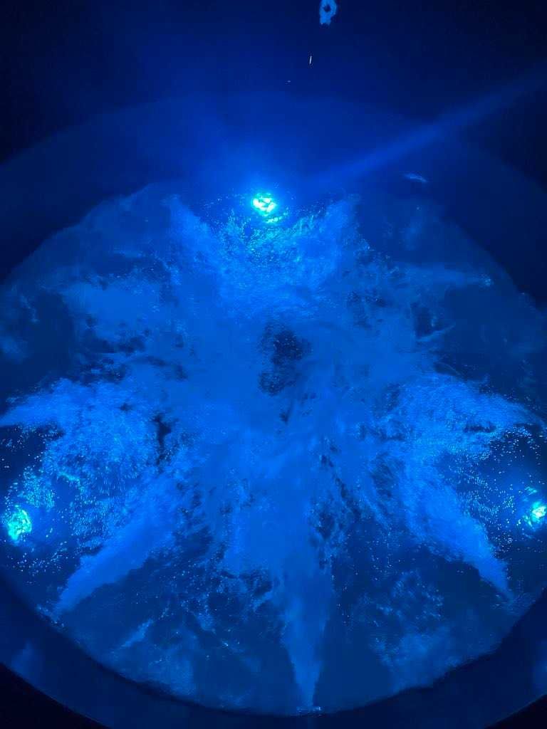 Sauna  ruska balia mobilna bania wynajem na przyczepie jacuzzi