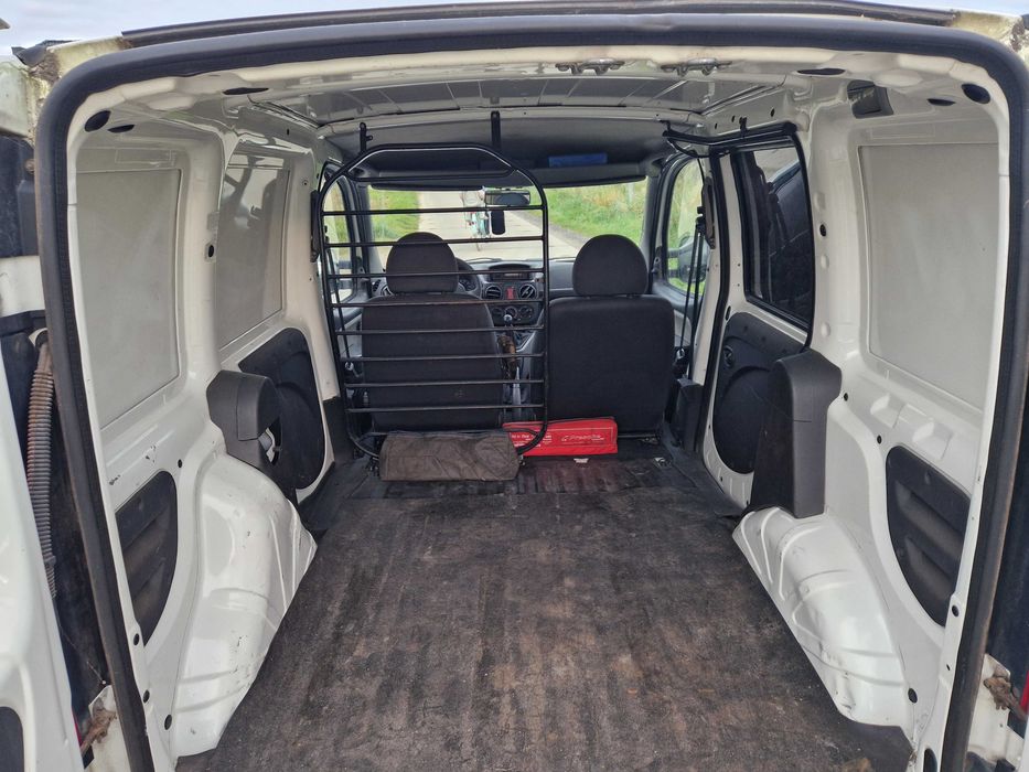 Ładny FIAT DOBLO2007r,2-ręka,bezwypadkowy,sprowadzony,opłacony,faktura