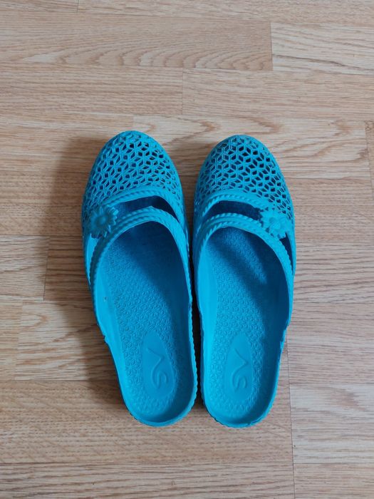 Шльопанці літні, шльопанці, резинові шльопанці