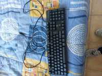 Teclado gamer de menbrana, ( não é mecânico)