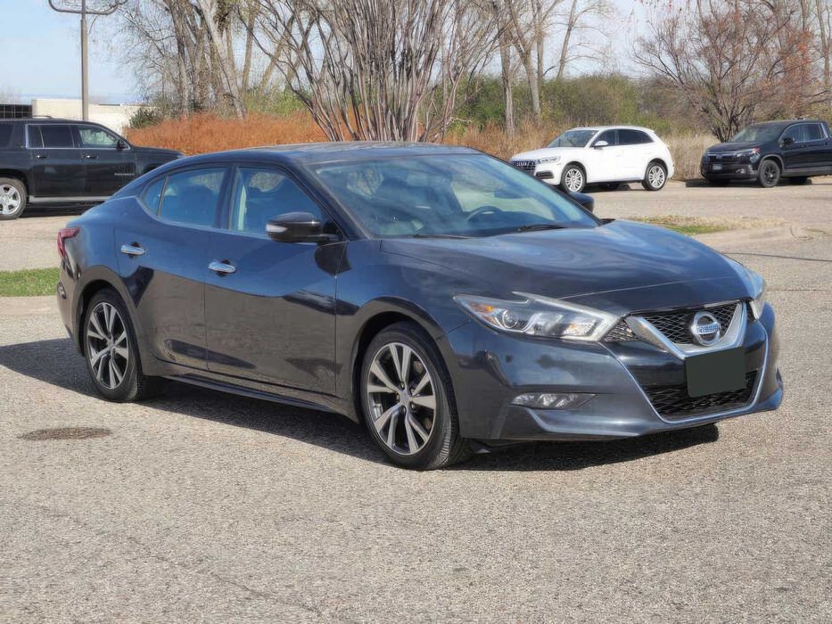 Nissan Maxima      2016