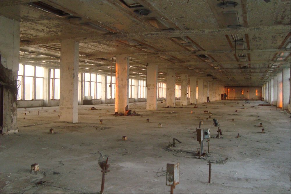 Оренда /партнерсво 2000 метрів унікального простору на пр. Маяковськог