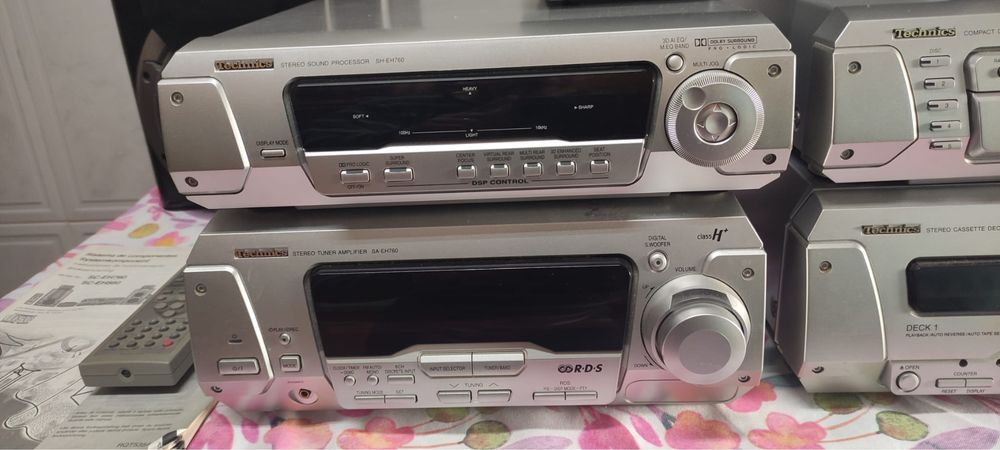 Aparelhagem Technics.