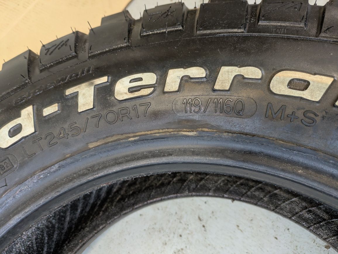 245/70R17 BF Goodrich Mud-Terrain A/T opona pojedyncza