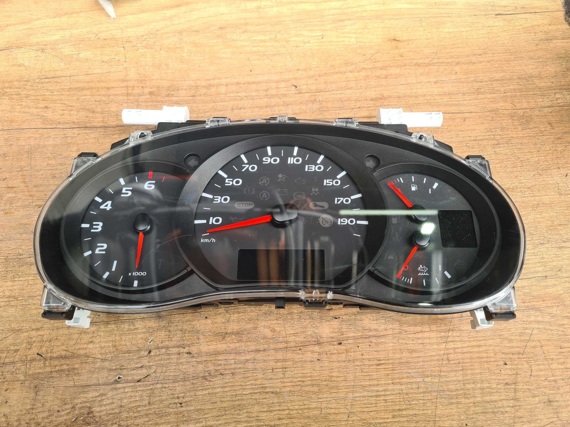 Renault Master III 2.3 licznik zegary