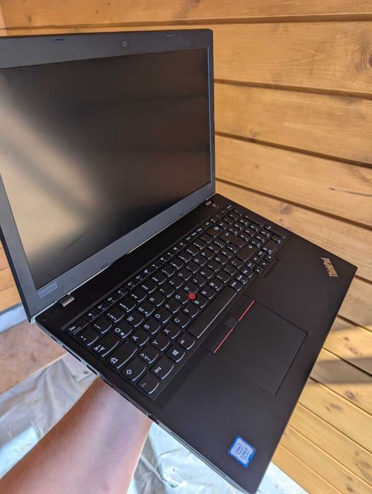 Ноутбуки для оФісів  15 дюймові 4 ядра  16 ОЗУ є 300 шт