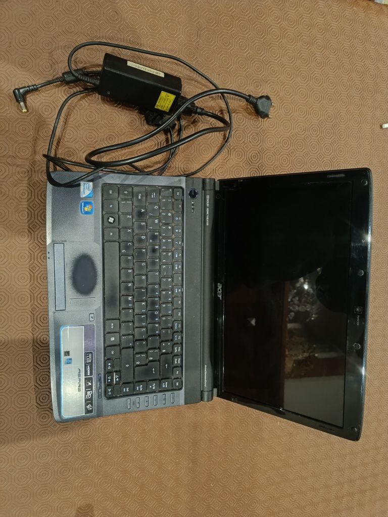 Portátil acer bom