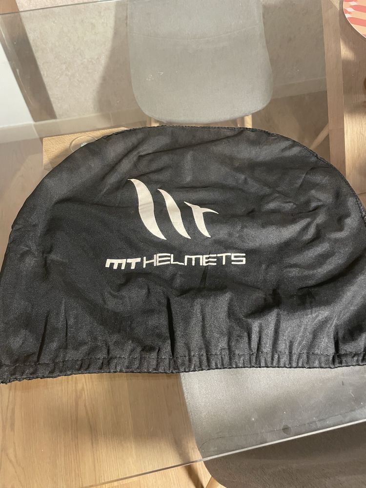 Capacete MTHelmets + Luvas Alpinestars