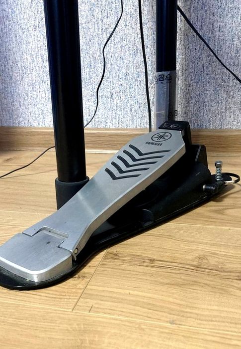 Барабанна установка Yamaha DTX452K, навушники, палички, коробка