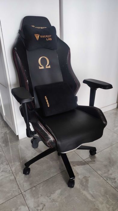 Fotel gamingowy Secretlab Omega używany