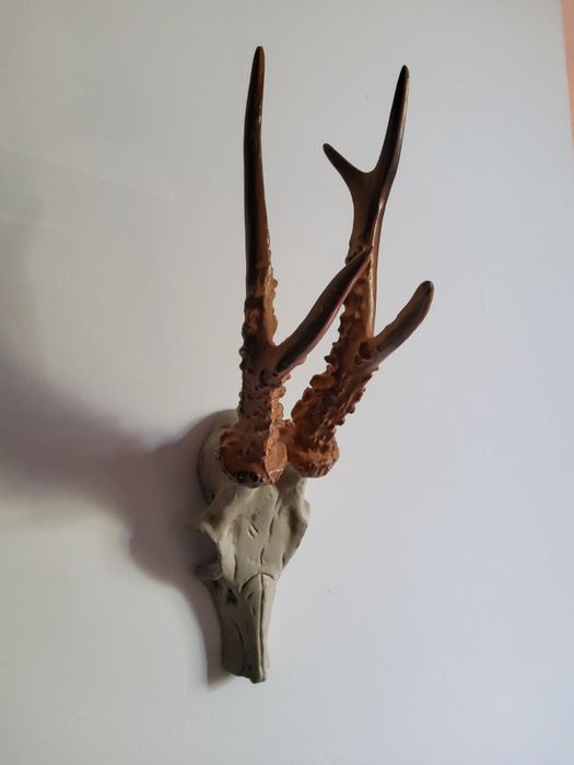 Poroże metalowe, dekoracja. PRL zawieszka. Rogi. Czaszka.