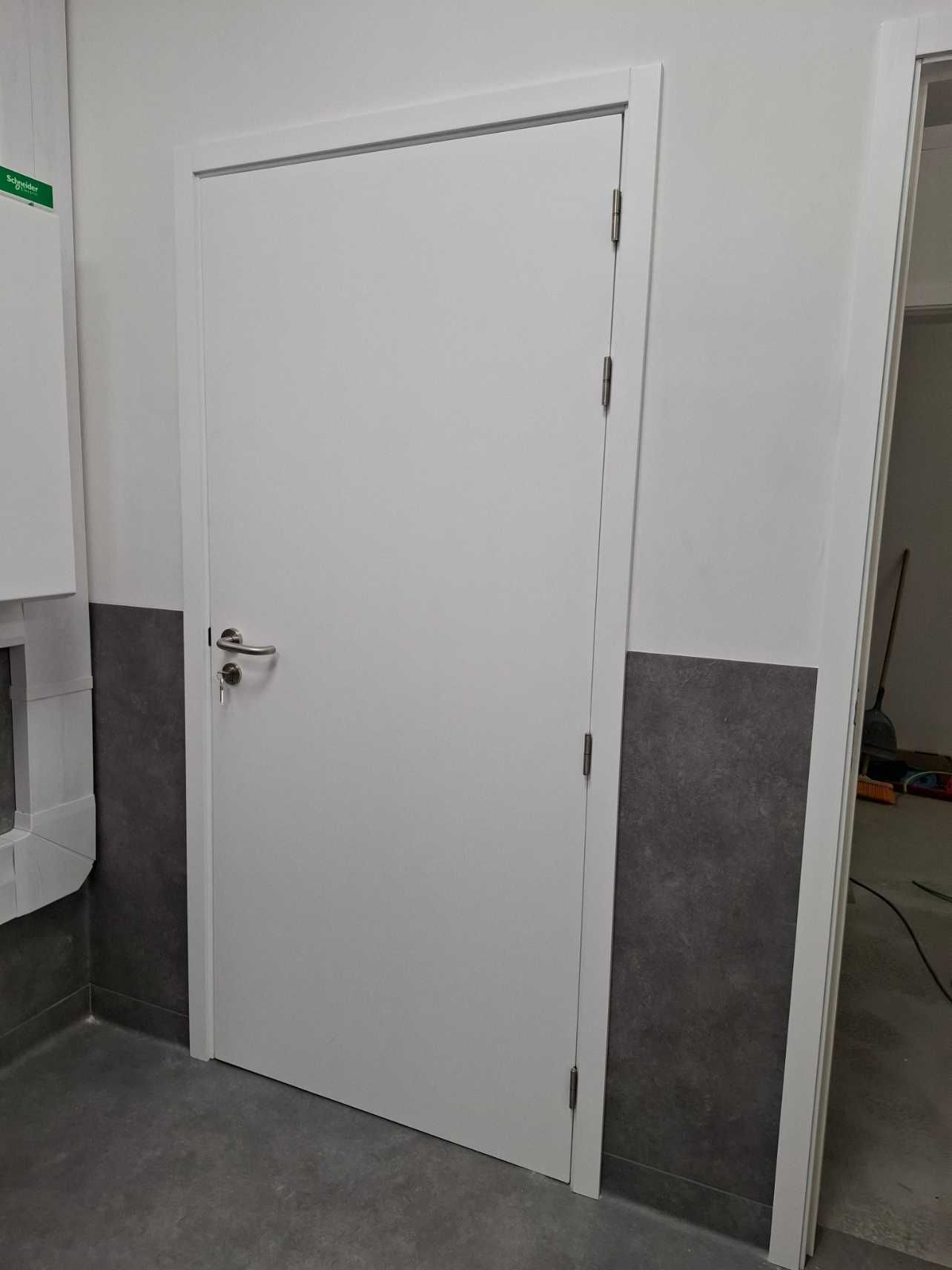 Portas para salas de TAC e RaioX