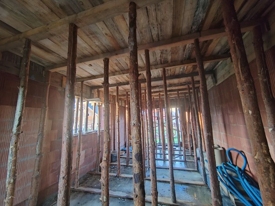 Sprzedam stemple budowlane 285 cm Radziszów