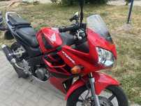 Motocykl Honda CBR 125 R 2006 gaźnik