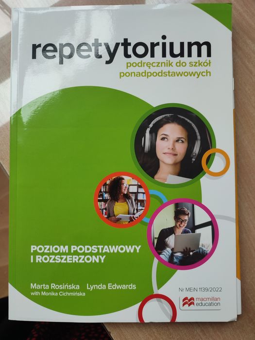Repetytorium maturalne z języka angielskiego. Poziom podstawowy i rozs