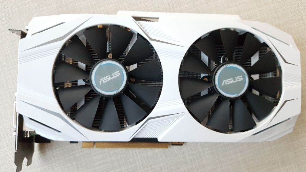 ASUS GeForce GTX 1070 OC 8GB