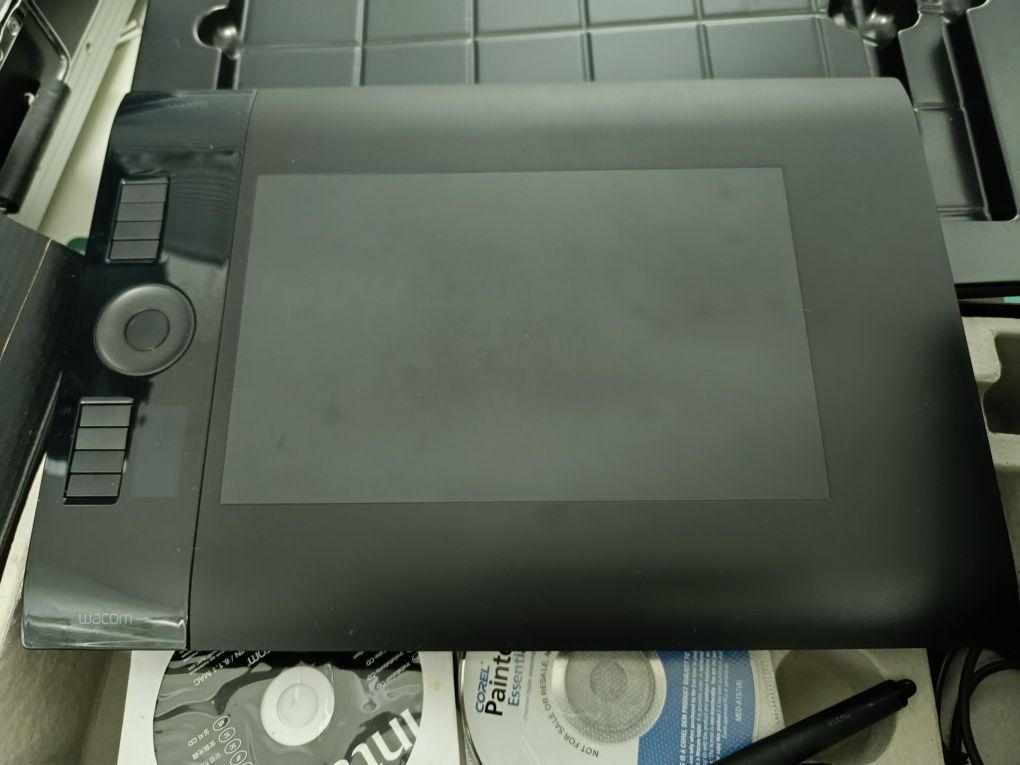 Mesa Digitalizado Wacom Intuos 4 M.  PTK 640
