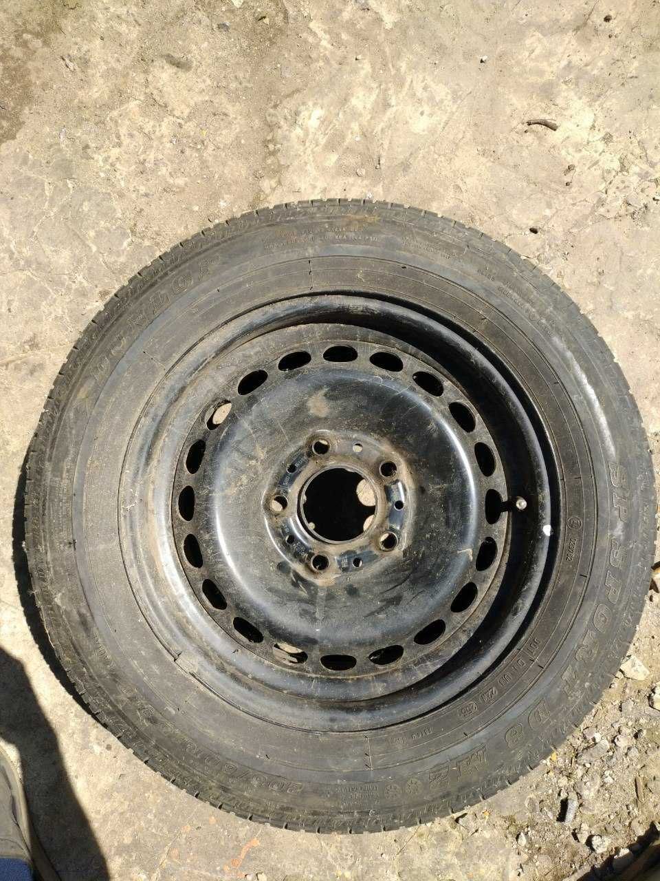 Dunlop 205/60/15 BMW и диск R 15