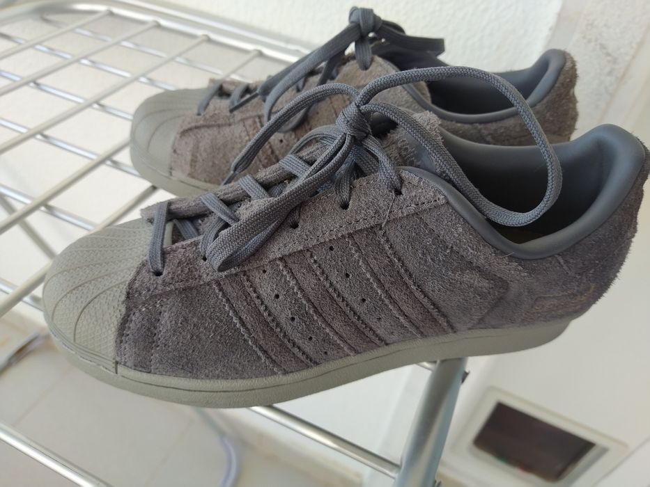 Adidas superstar 38 camurça