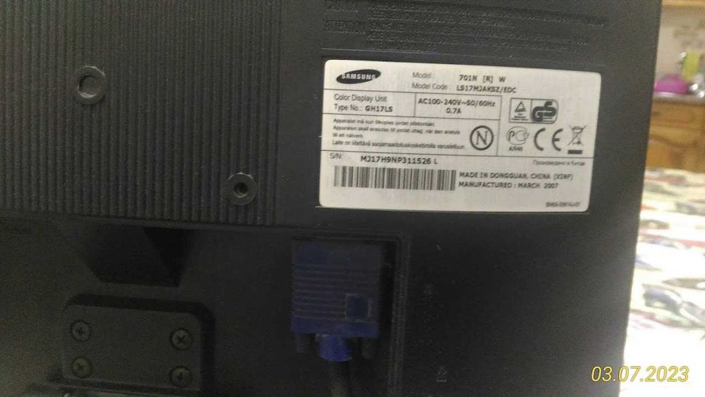 Monitor Samsung de 17"-Modelo - 701n