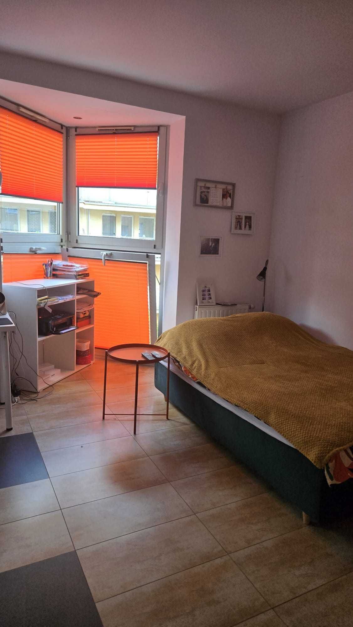 1 pokojowe mieszkanie  ul. Radzikowskiego w Krakowie
