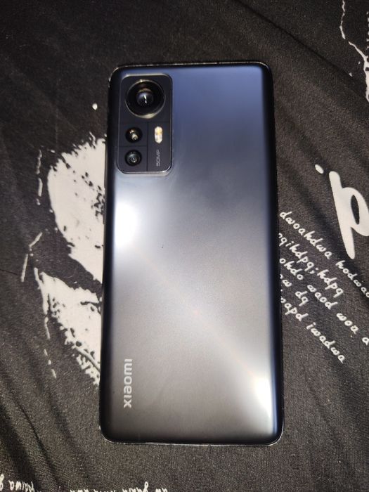 Флагман Xiaomi mi 12 8/128