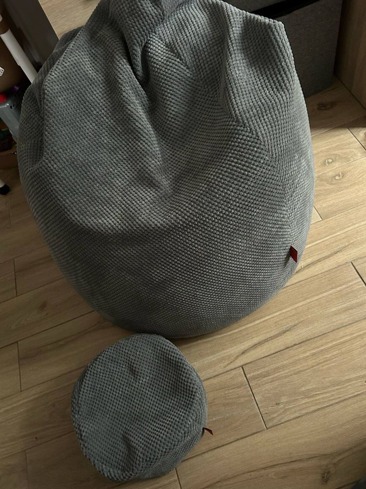 Pufa plus podnozek