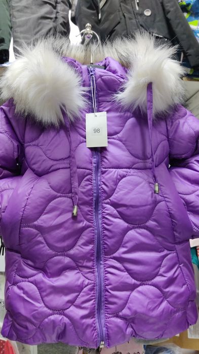 Куртка зимова нова на дівчинку