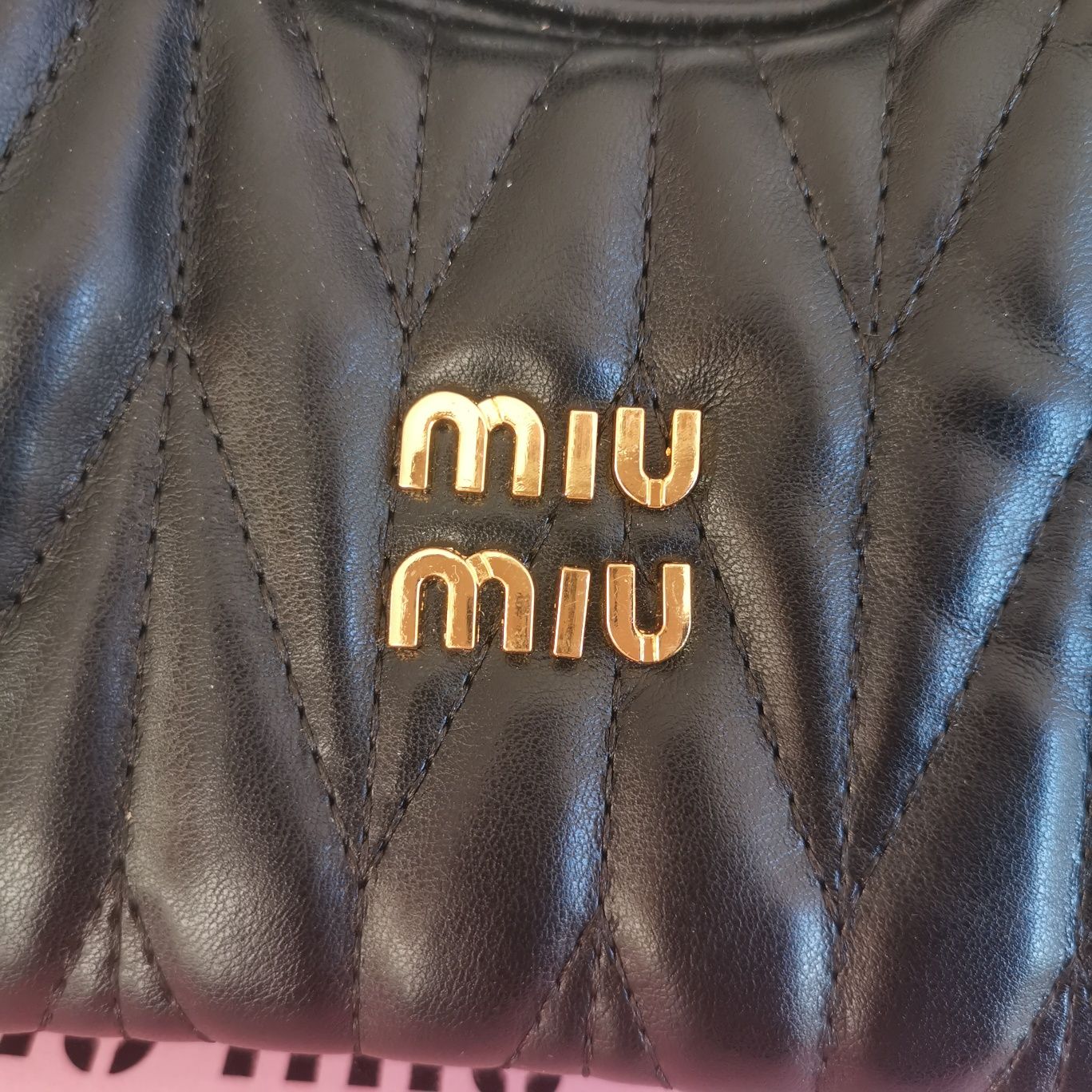 Napis miu miu* czarna torebka damska złoty napis plus pudełko