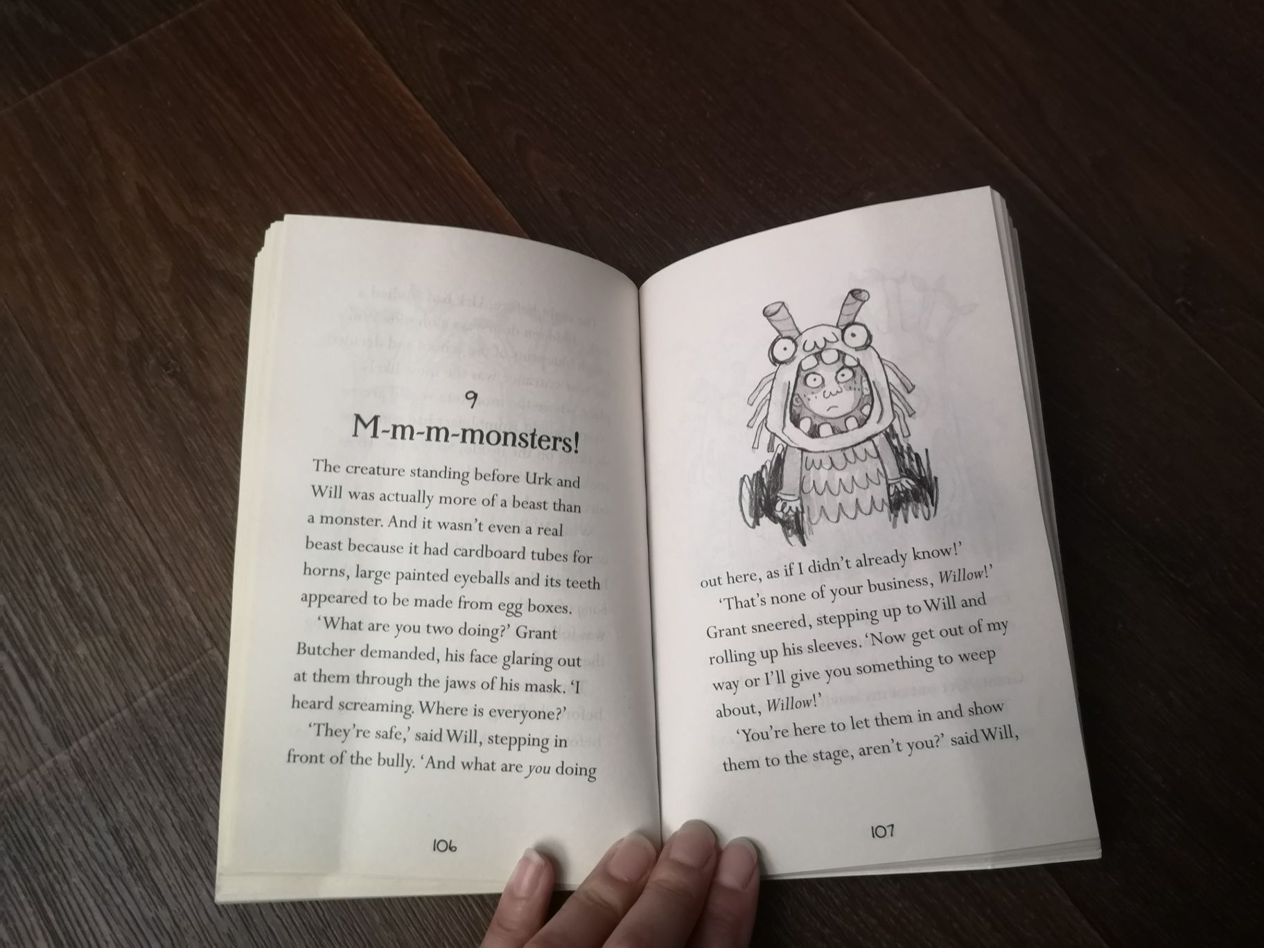 Michael Broad Monsterbook Майкл Брод книга монстров английский язык