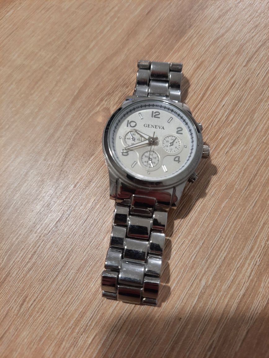 Zegarek Geneva wskazówkowy na bransolecie srebrny elegancki NOWY