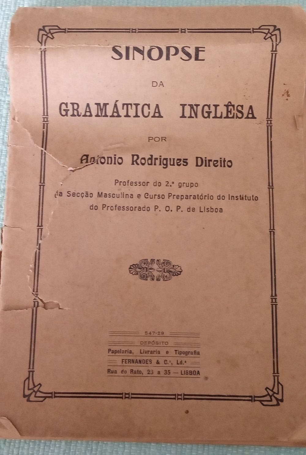 Gramática inglesa 1929 em bom estado.