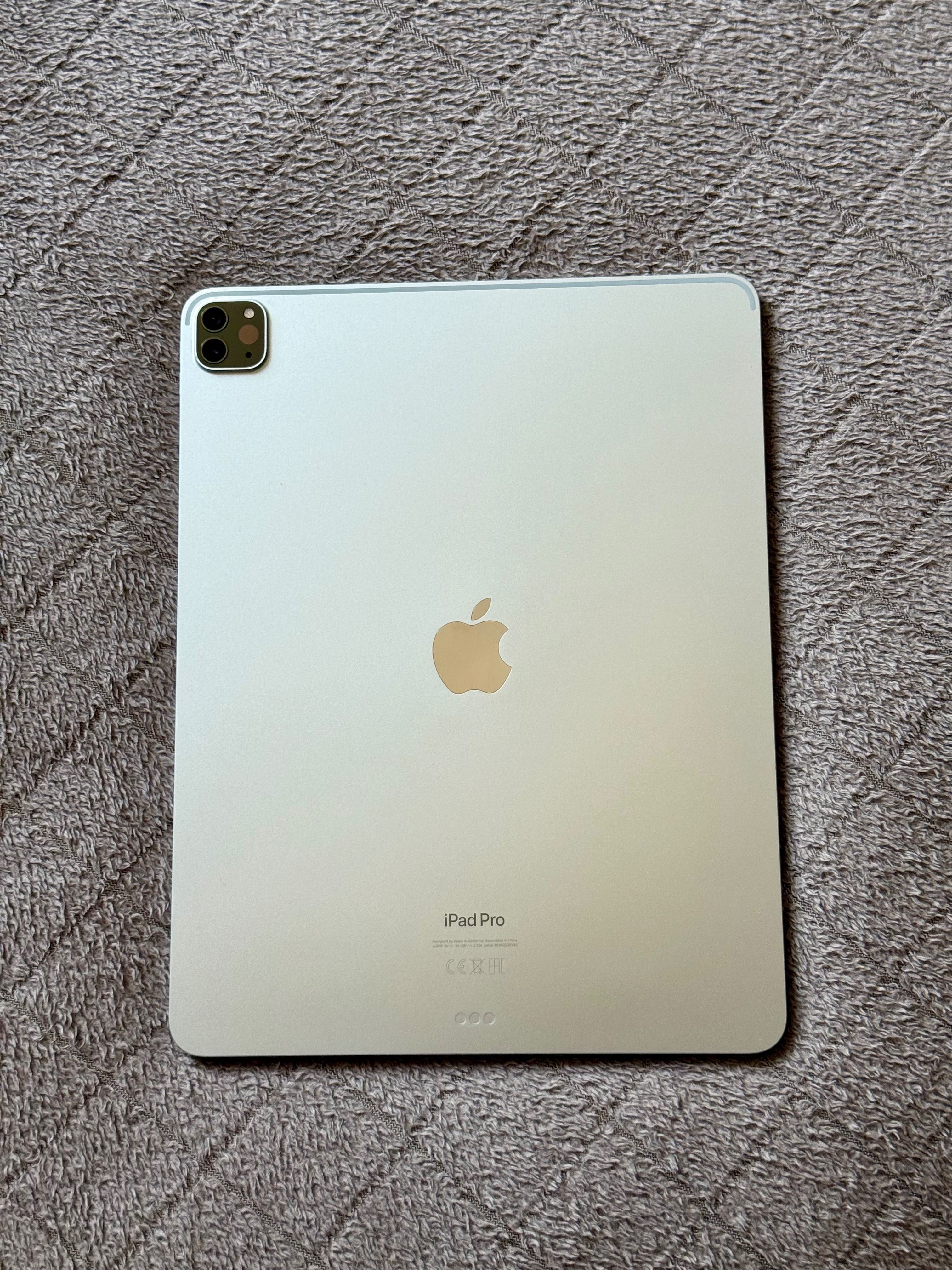 iPad Pro 2022 12,9" 128GB Wi-Fi Srebrny 6 gen + Apple Pencil 2 gen
