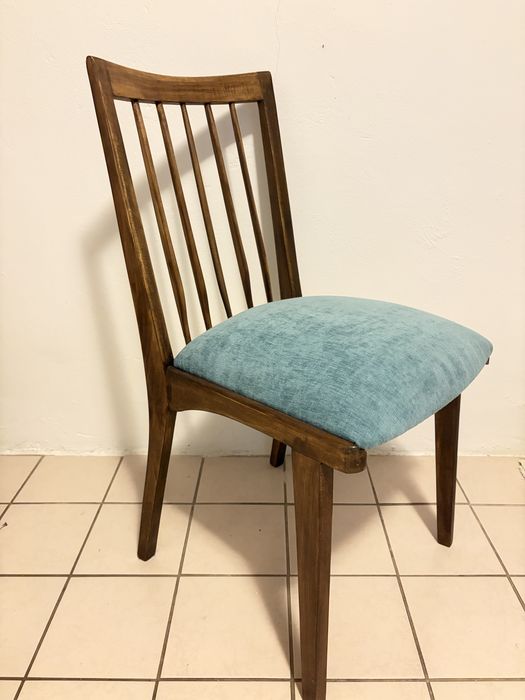 Krzeslo PRL rajmund hałas odnowione od podstaw