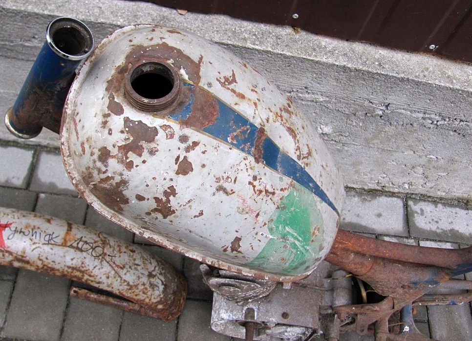 RAMA KOMAR SZTYWNIAK MR 232 - 1965 rok / Siodełko Bak Podnóżek Błotnik