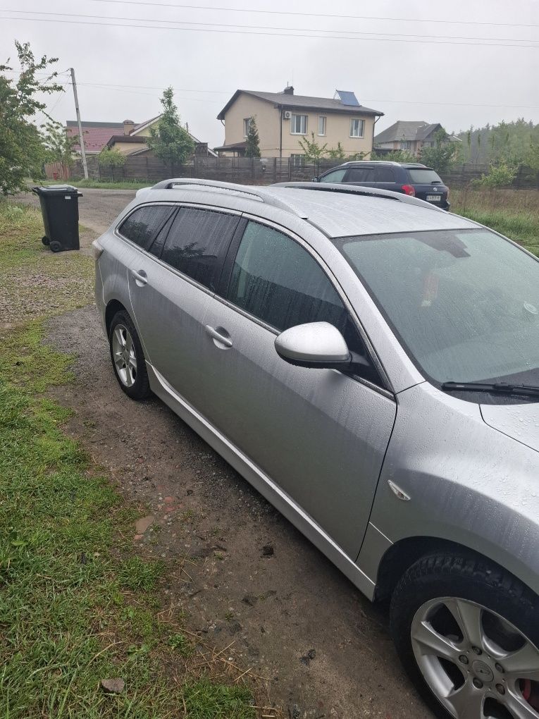 Продам Mazda 6 .